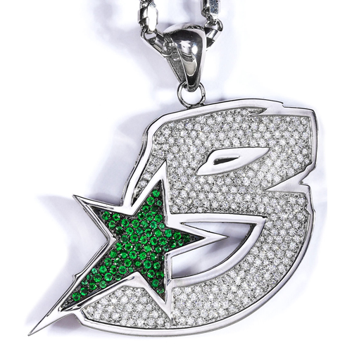 THE GAME's new BWS Diamond Pendant