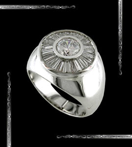 Men's Ring set in 14K White Gold